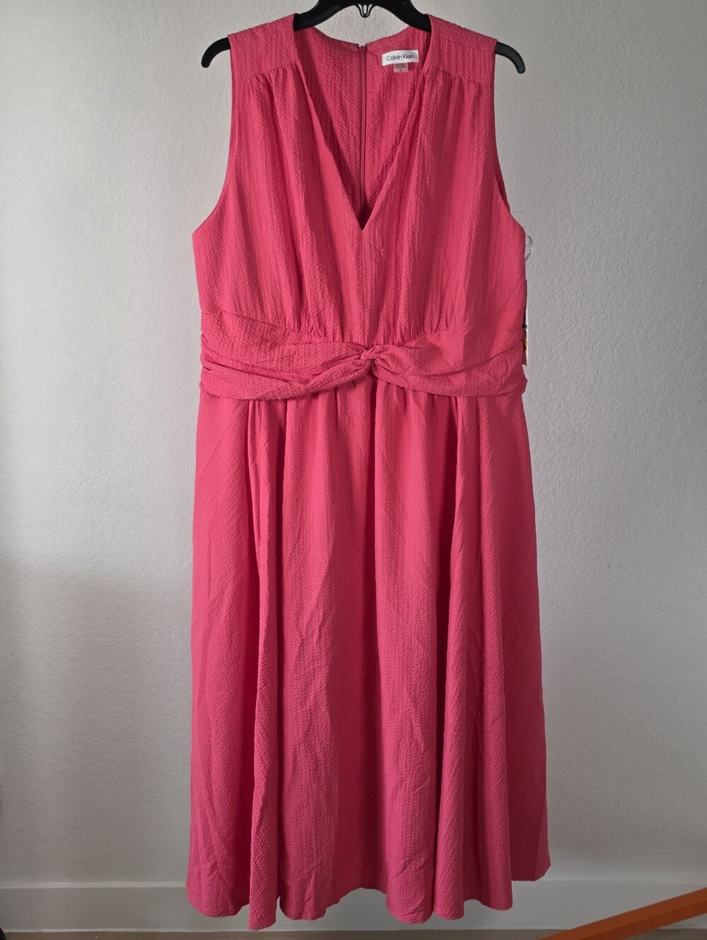 Calvin Klein NWT Pink V Neck Twist Waist Midi Dress Size 6 $149 Cocktail - Picture 2 of 9